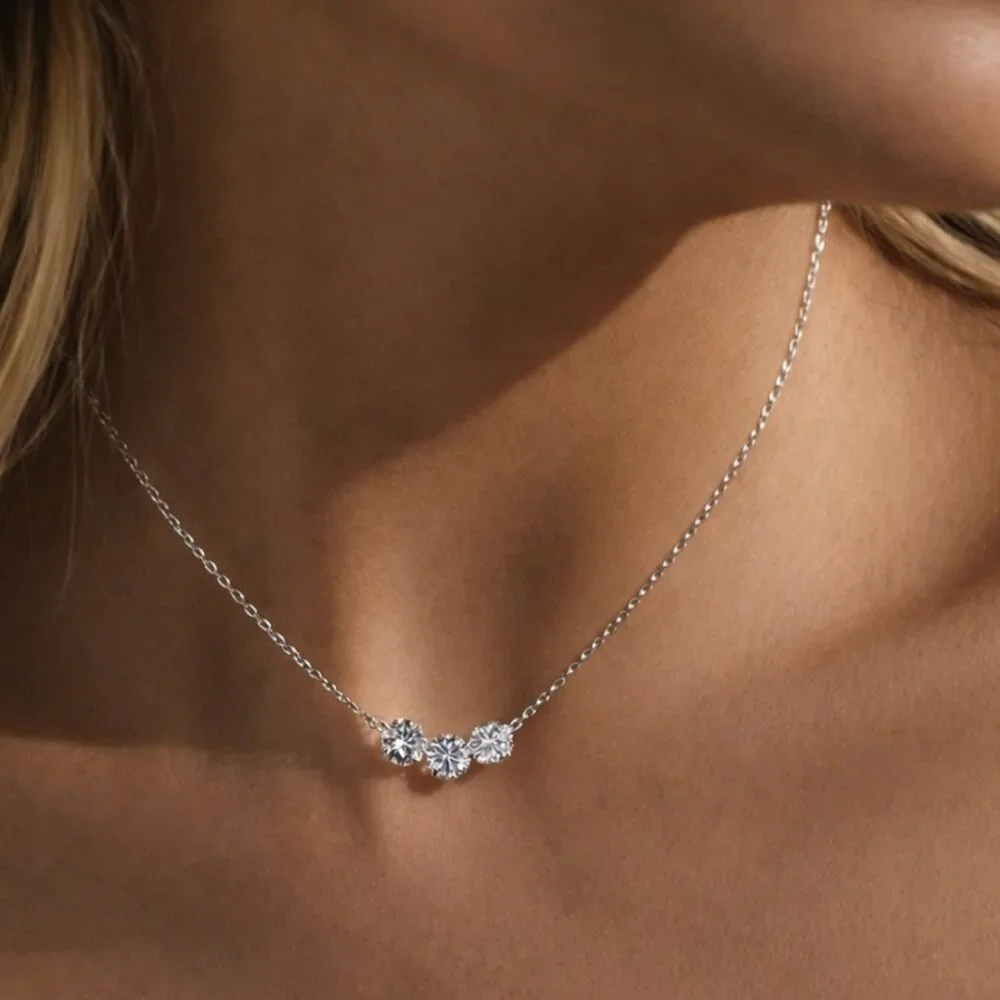 "Adeena" Swarovski Crystal Necklace - Picture 3 of 4